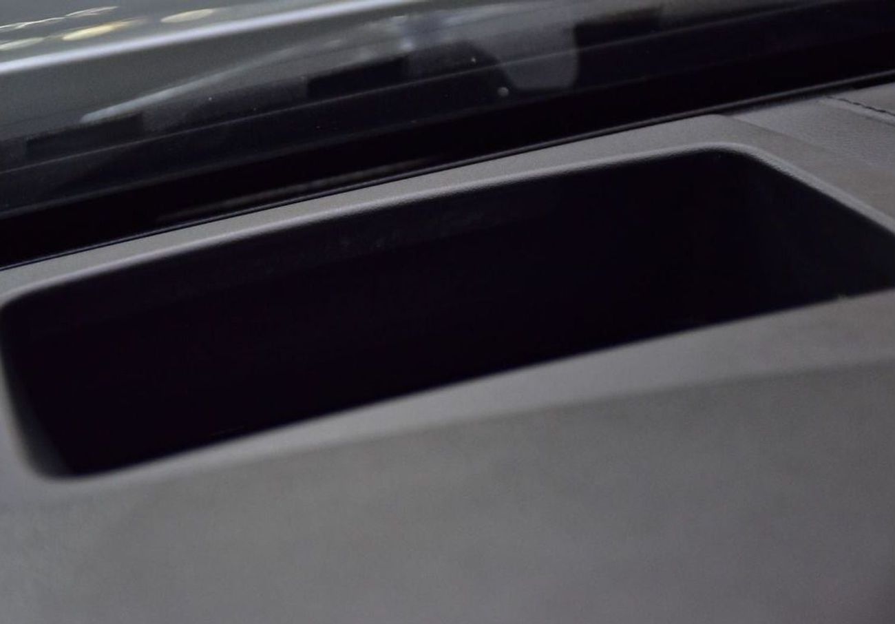 فولفو S90 EXCELLENT DEAL for our Volvo S90 T6 AWD ( 2018 Model ) in Silver Color GCC Specs