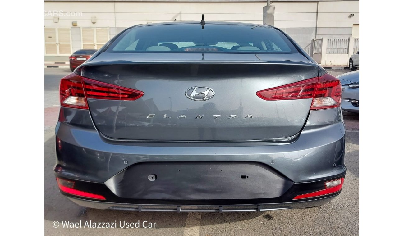 Hyundai Elantra هيونداي النترا 2019 خليجي بدون حوادث نهائيآ   لا تحتاج لأي مصروف