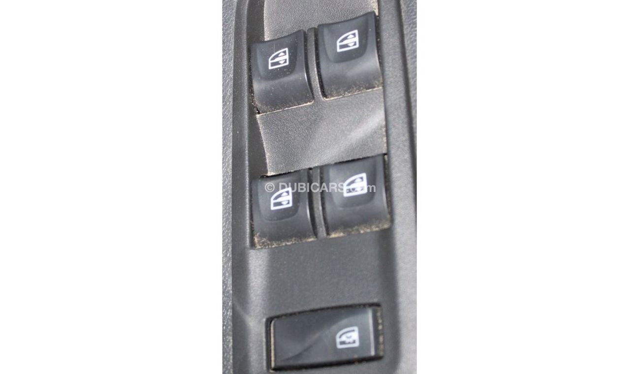 Renault Duster RENAULT DUSTER 2017 SILVER GCC EXCELLENT CONDITION WITHOUT  ACCIDENT