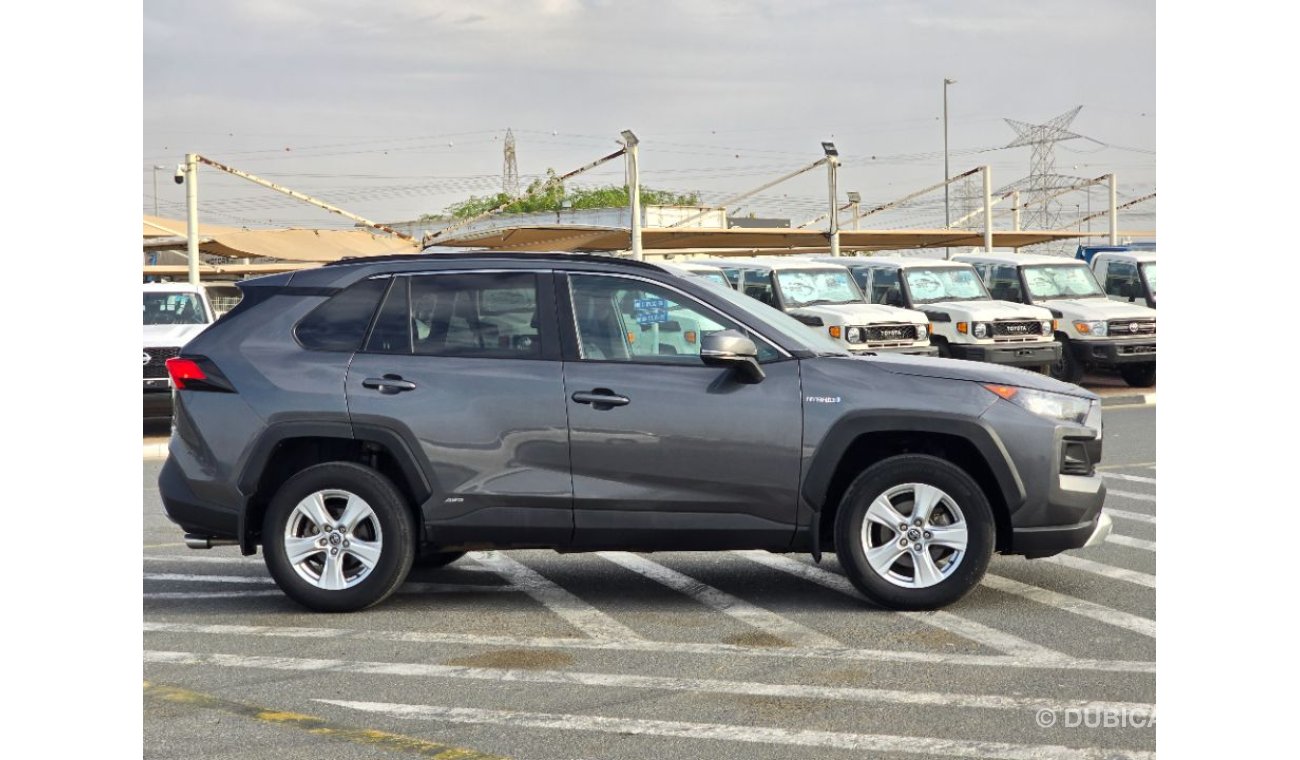 Toyota RAV4 2020 Model hybrid Engine full option sunroof, push button and original leather seats