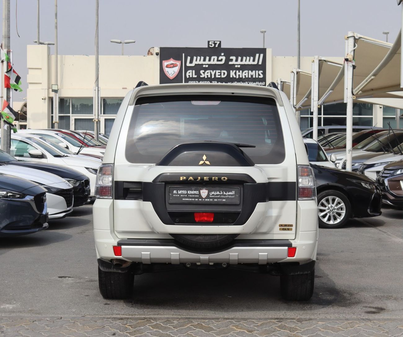 ميتسوبيشي باجيرو ميتسوبيشي باجيرو 2020- خليجى - بدون حوادث -  3.8L - (6)V -عدد7مقاعد - بحاله ممتازه