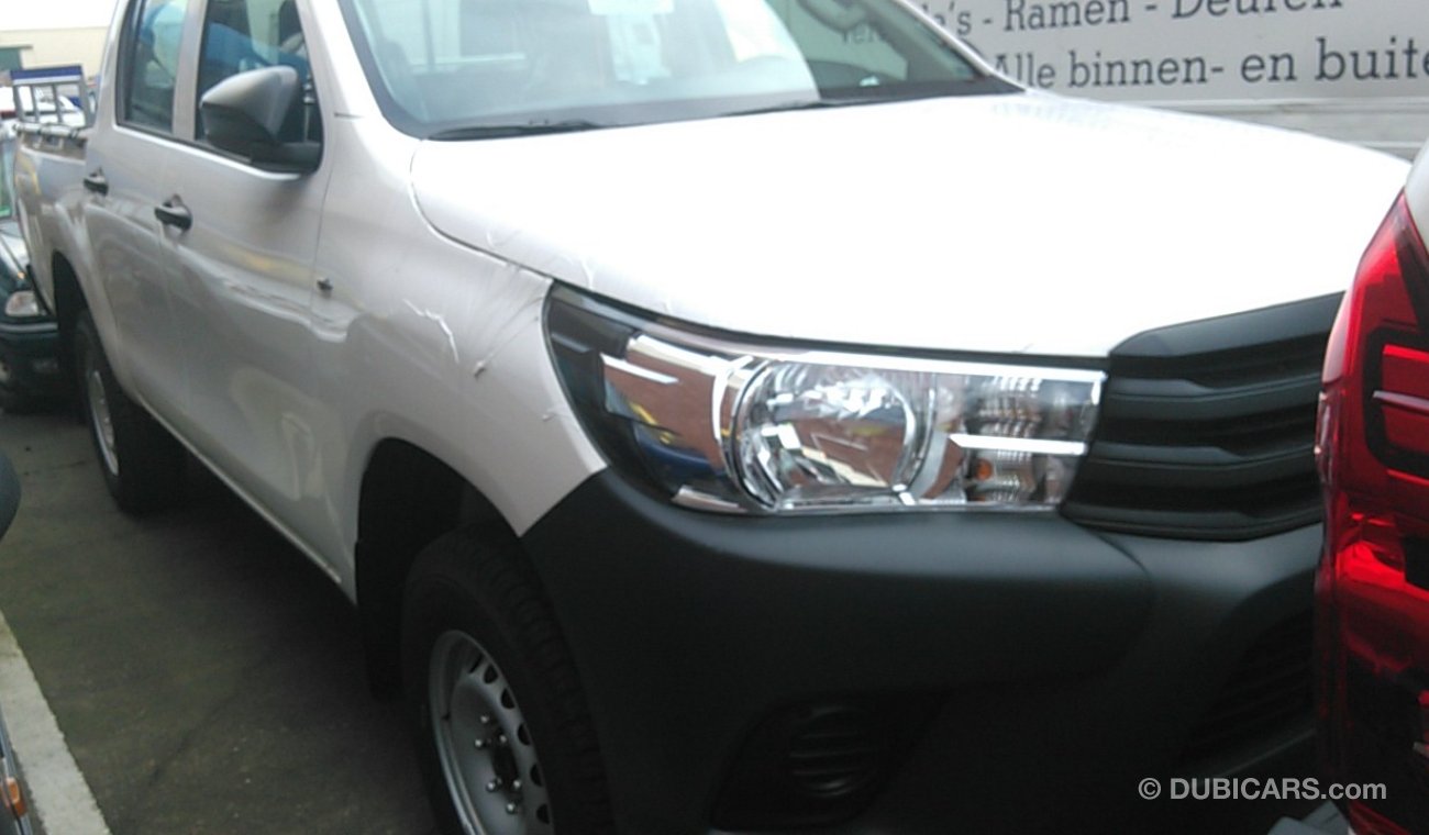 Toyota Hilux 3.0 Diesel 4x4 Dual Cabin MT 3 year/100,000km warranty for Africa