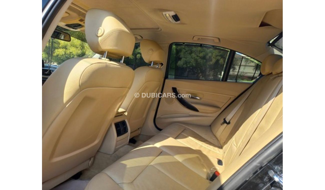 بي أم دبليو 335i 3.0L V6 Twin turbo Luxury line