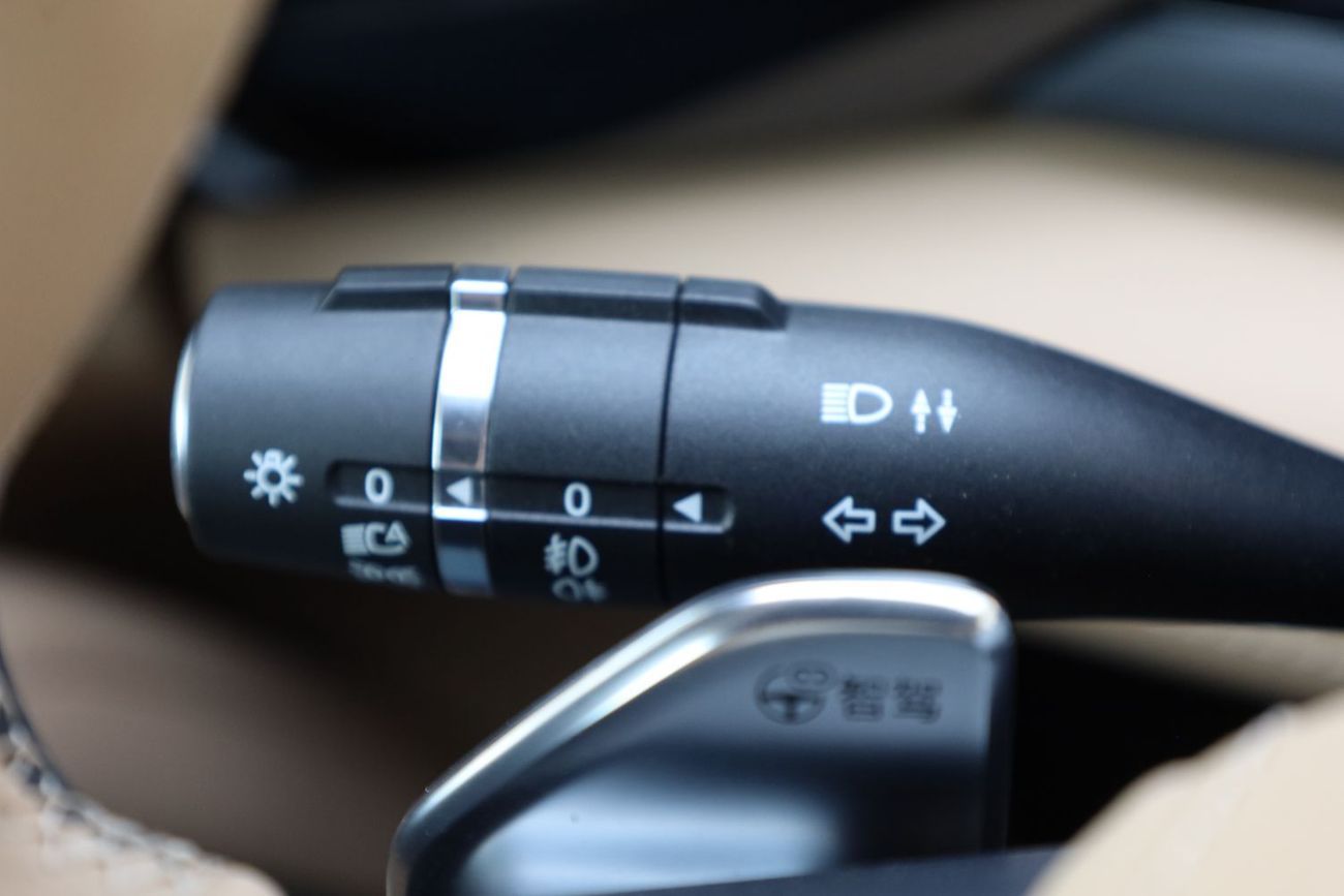 بي واي دي ليوبارد 8 BYD Leopard 8 Flagship smart  7SEATS 2.0L HYBRID 2025