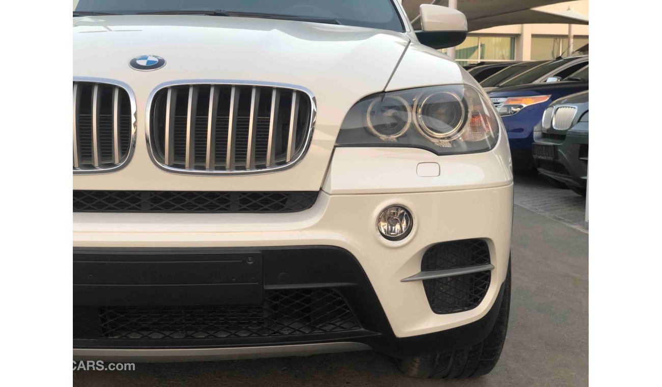 BMW X5 SUPER CLEAN CAR ORIGINAL PAINT GCC SPECS