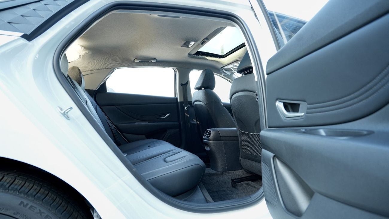 Hyundai Elantra GLX 1.5L WHITE 2025MY EXPORT PRICE