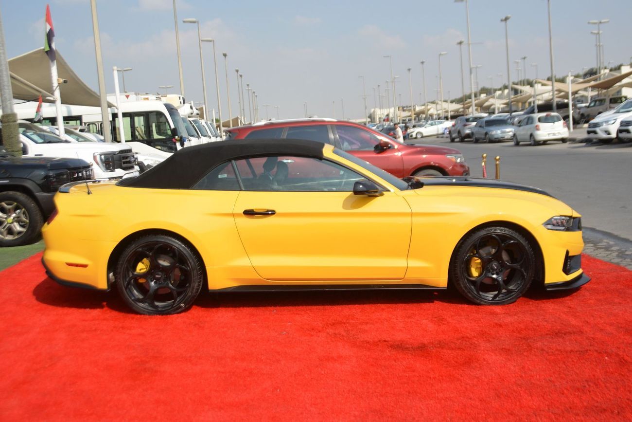 فورد موستانج BUMBLEBEE YELLOW BEAST