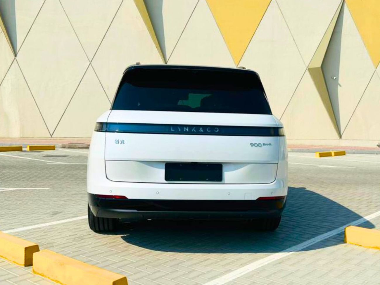 Lynk & Co 900 Only 1 Unit | 2025 Lynk & Co 900 | Designed for GCC Market with English Languag