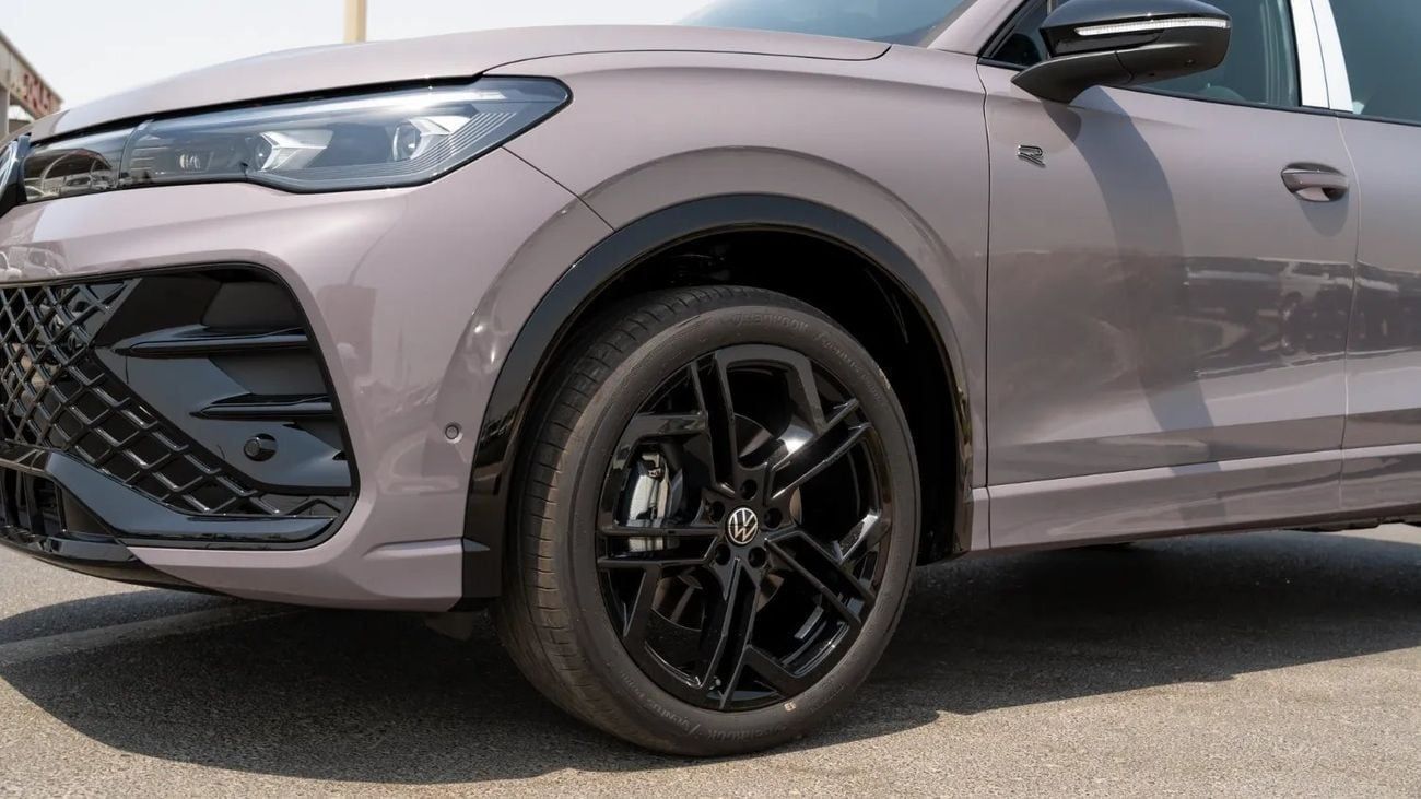 فولكس واجن تيجوان 2025 | VOLKSWAGEN TIGUAN 380 TSI 4WD R-LINE INTELLIGENT PREMIUM - H.K - COOL BLACK KIT [ EXPORT ONLY