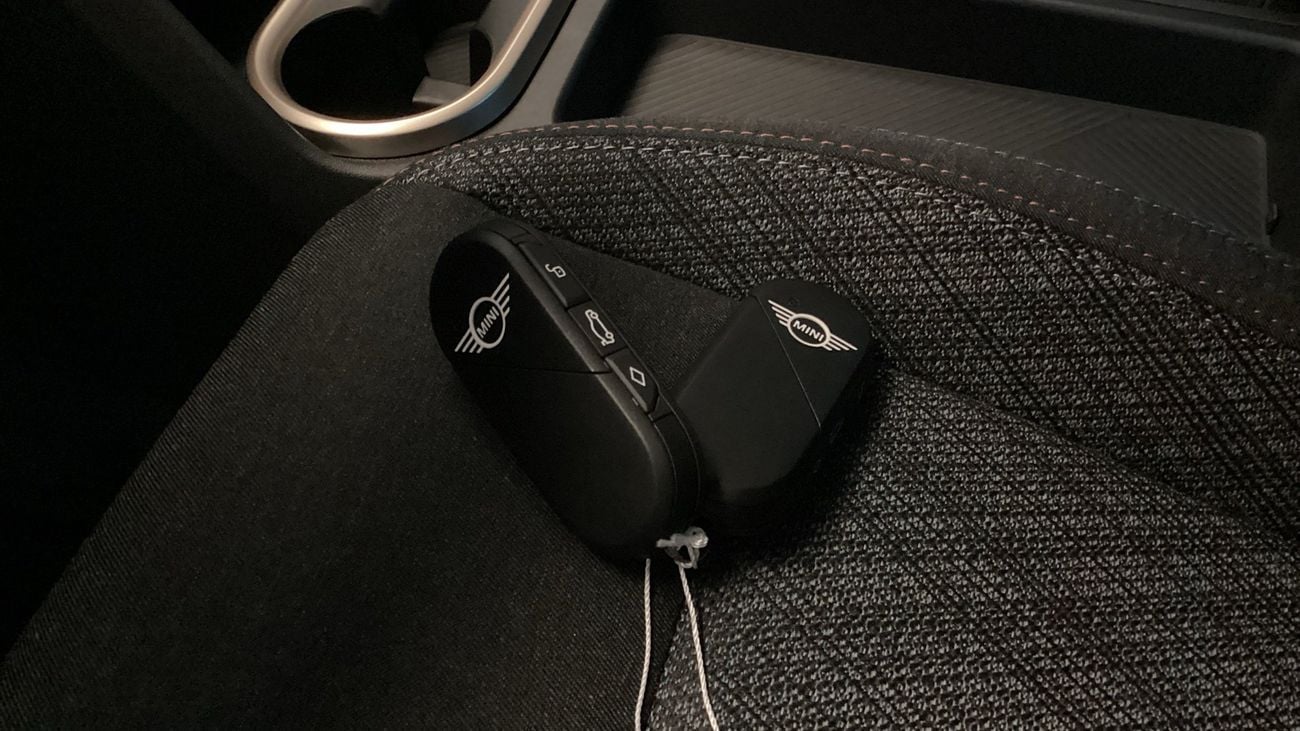 ميني كنتريمان 1.5 MHEV C AUTO | شامل الضمان | 0 ﺪﻔﻋﺓ ﺃﻮﻟﻯ