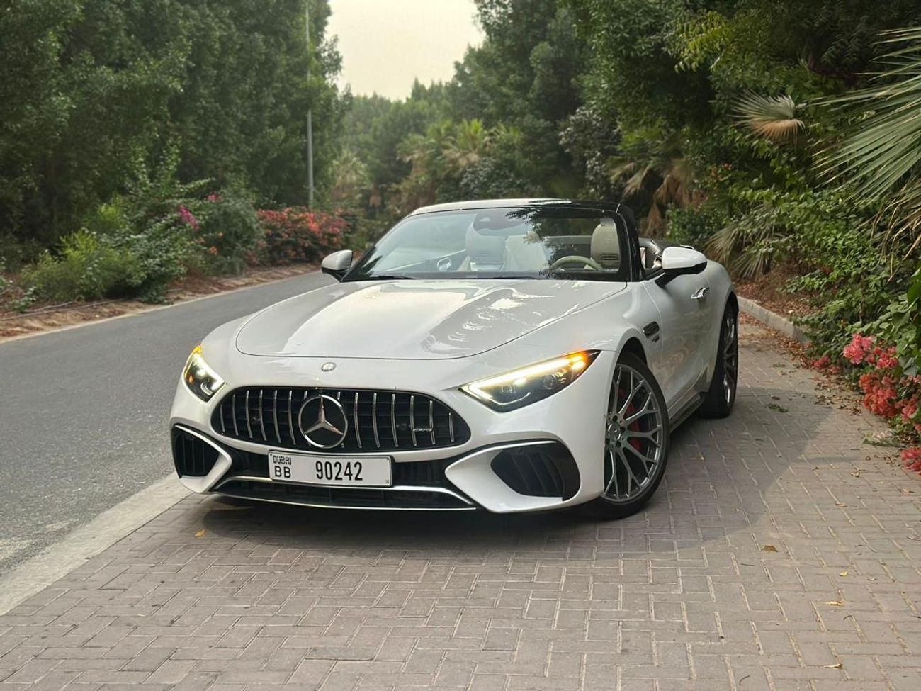 مرسيدس بنز SL 55 AMG Roadster 4Matic+