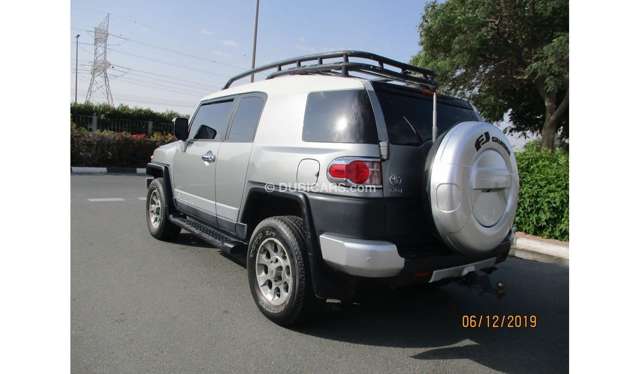 تويوتا إف جي كروزر تويوتا اف جي 2011 خليجي فل اتوماتيك رقم 1