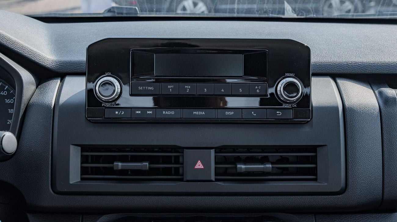 ميتسوبيشي L200 2026 Mitsubishi L200 GL 2.4L 4WD DC MT Petrol (White)