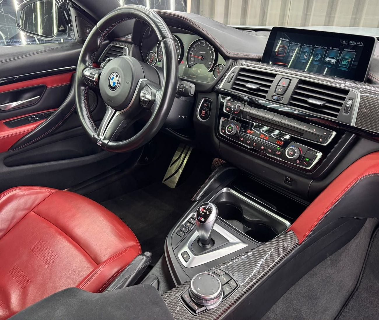 BMW M4 STD GCC | AGMC Full service history | Well maintained