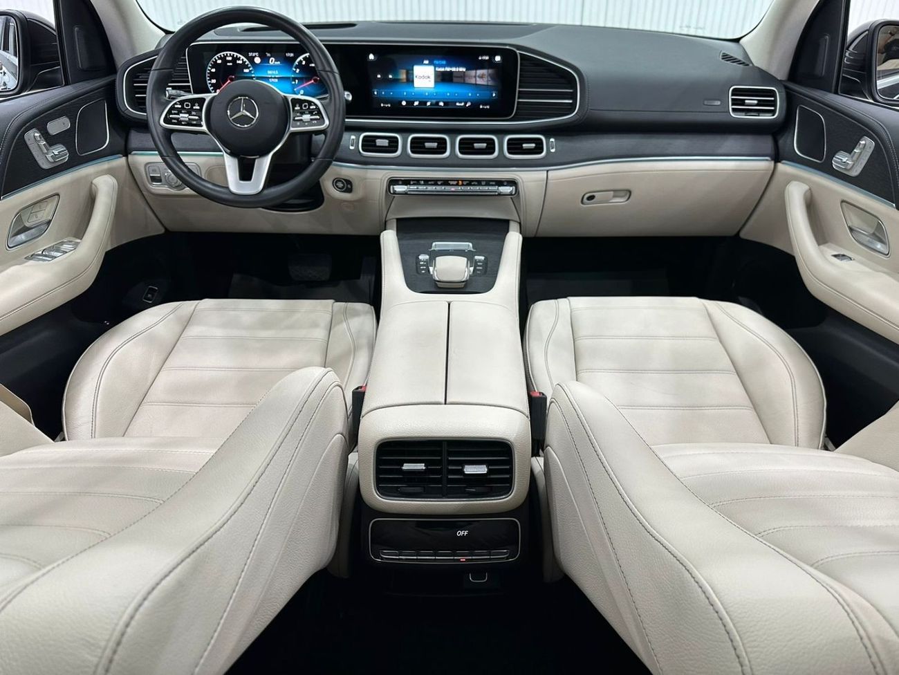 Mercedes-Benz GLE 450 AMG 2021 Mercedes Benz GLE450 AMG 4MATIC, Oct 2026 Mercedes Warranty, Full Mercedes Service History, GCC