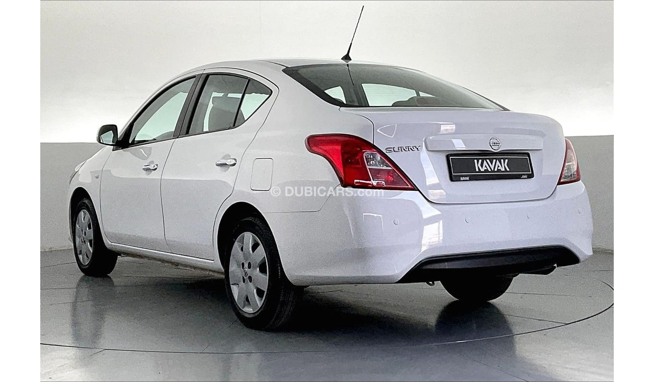 نيسان صني SV