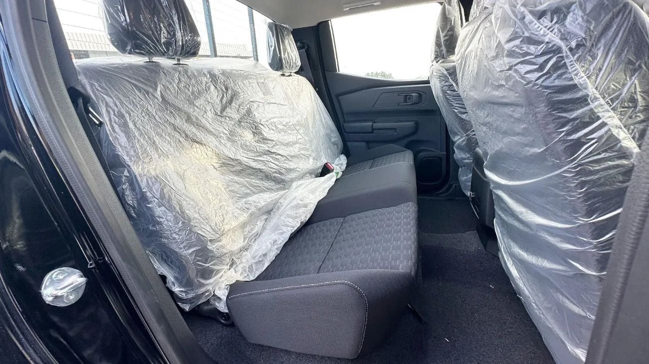 ميتسوبيشي L200 GLS 2.4L Petrol DC 4WD Manual