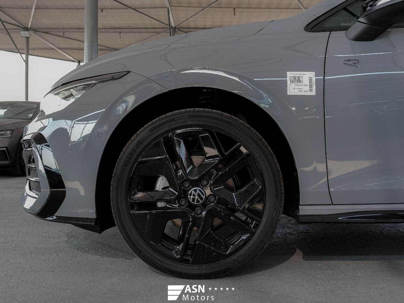 Volkswagen Golf R-Line Black Package 1.5 Turbo 2025 (Harman Kardon + HUD)