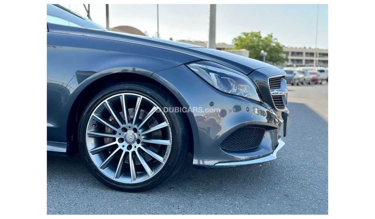 Mercedes-Benz CLS 400 PREOWNED MERCEDES BENZ  CLS 400 AMG Model 2016 Very Clean Car Fresh Japan Import
