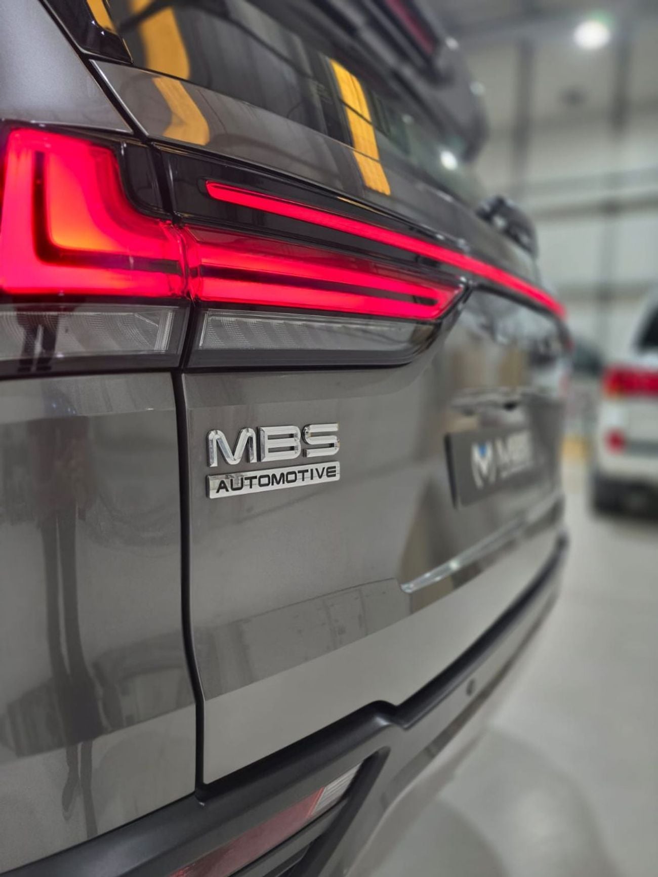 لكزس LX 600 3.5L SIGNATURE FULL OPTION WITH MBS AUTOBIPGRAPHY VIP MASSAGE SEAT