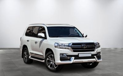 Toyota Land Cruiser VXR 5.7L 4WD VXR 5.7L-8CYL 4WD Grand Touring - Completely Agency Maintained - Low Mileage Al Futtaim