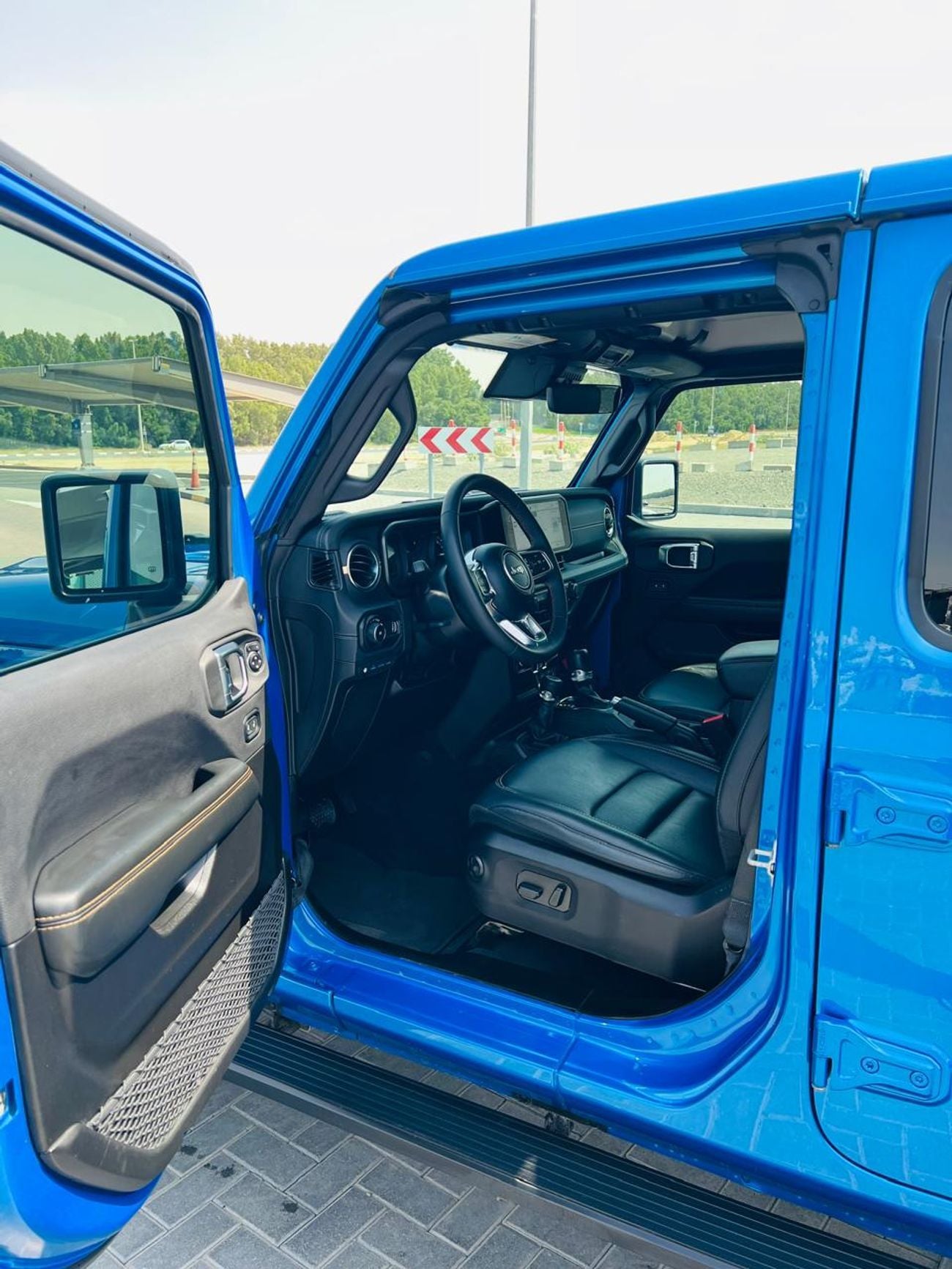 Jeep Wrangler SAHARA HUBRID