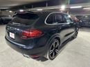 Porsche Cayenne Turbo S 4.8L (550 HP) PORSCHE CAYENNE TURBO S 2014 | FULL SERVICE HISTORY | TWO KEYS | FULLY LOADED