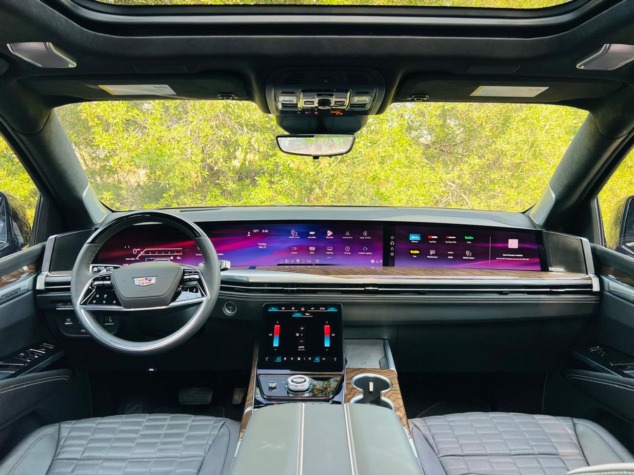 كاديلاك إسكالاد Premium Luxury Platinum 6.2L 4WD