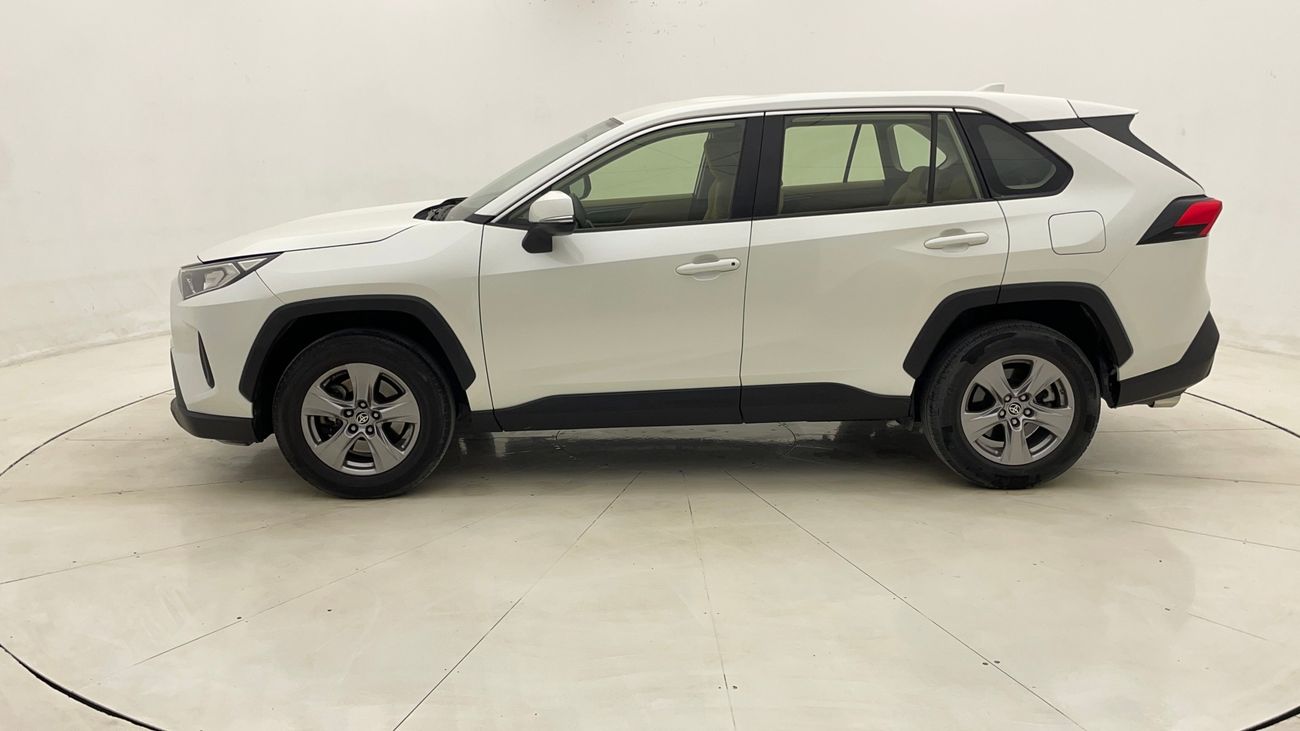 تويوتا راف ٤ EX 2.5 | بدون دفعة مقدمة | اختبار القيادة في المنزل