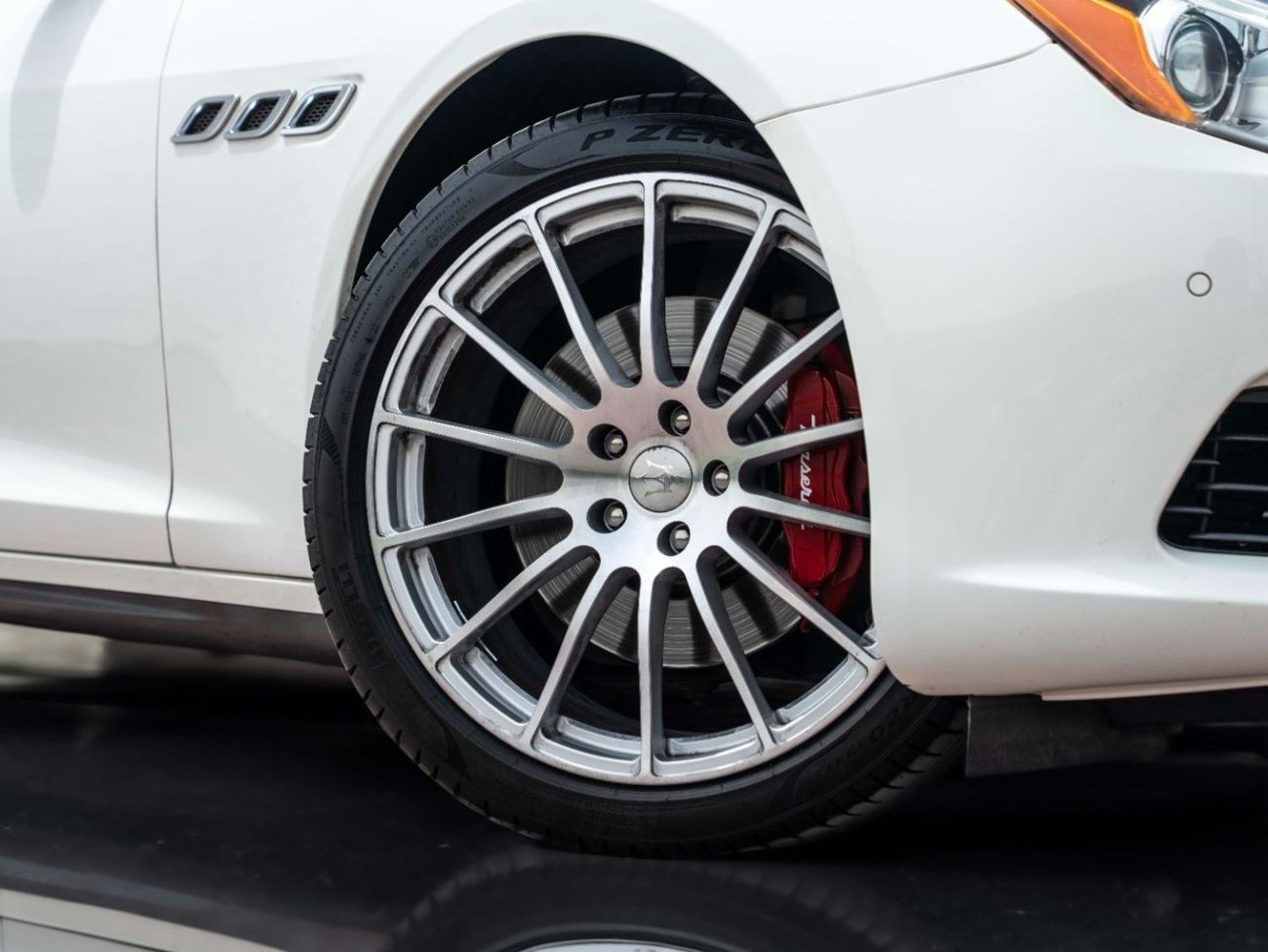 مازيراتي كواتروبورتي Std 3.0L (350 HP)