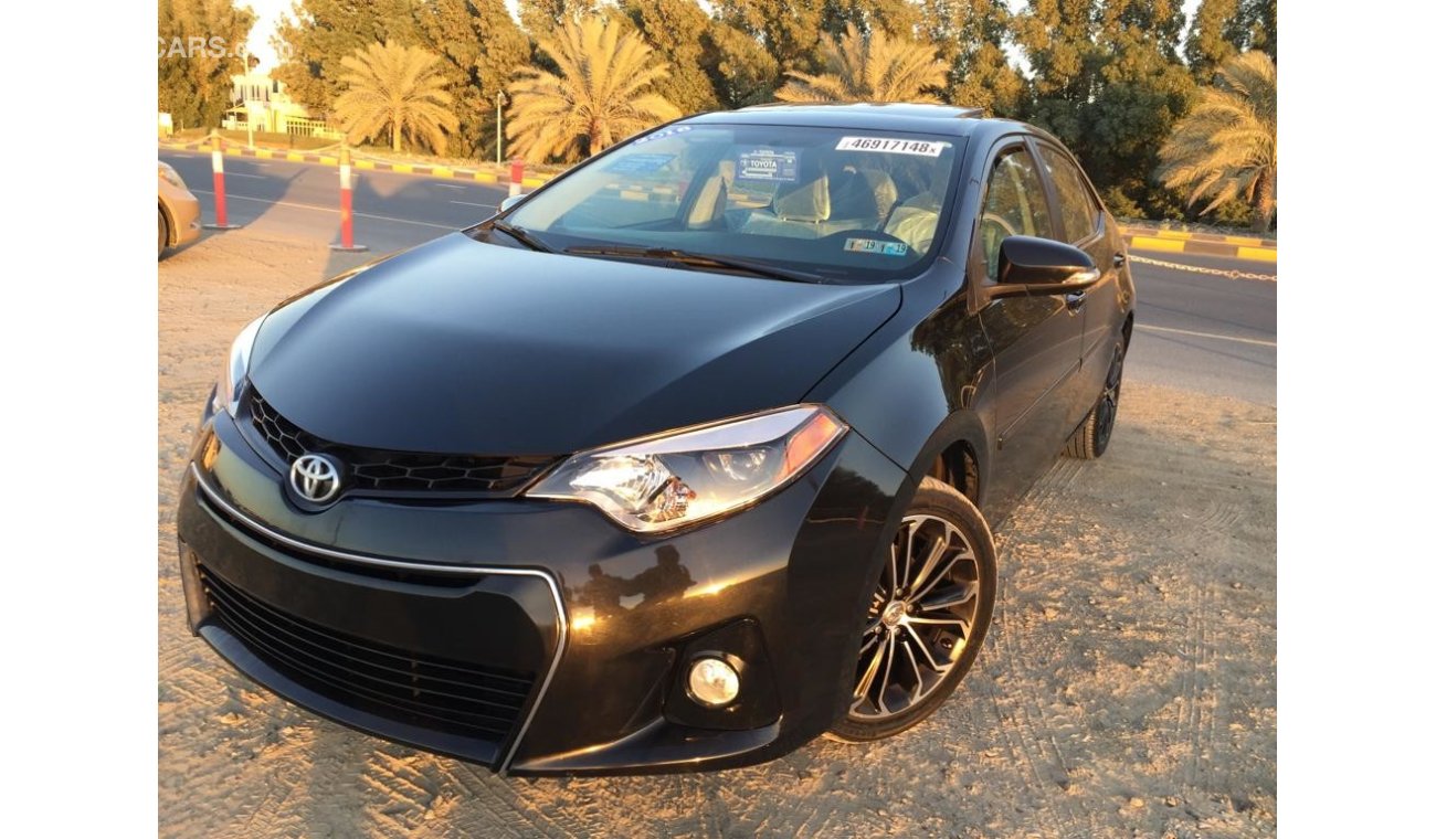 Toyota Corolla Sports For Urgent Sale 2016 SUNROOF Passed from RTA Dubai