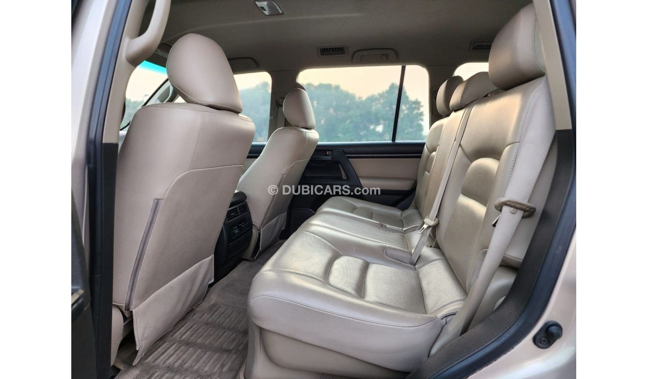 Toyota Land Cruiser GX.R V6