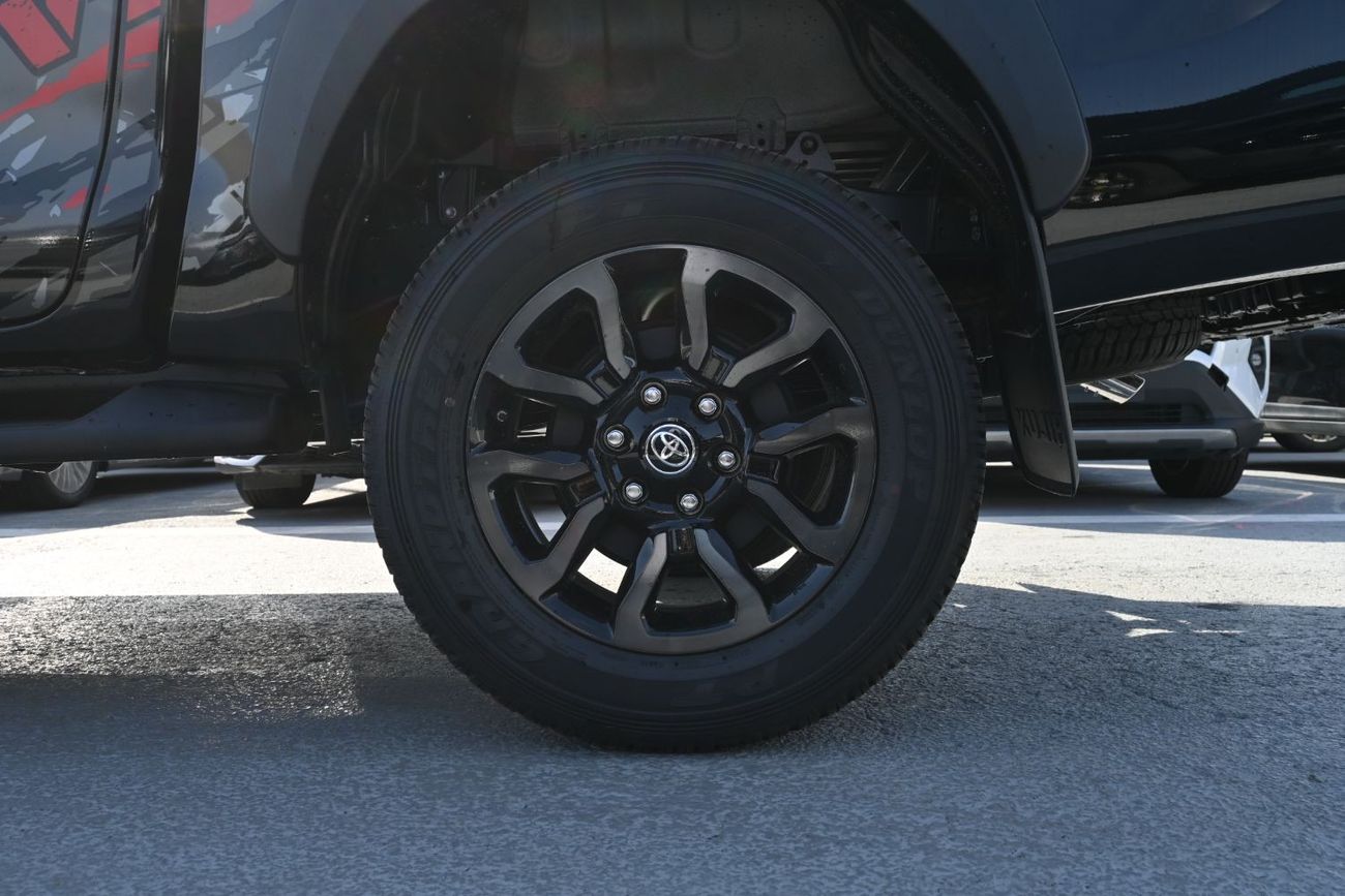 Toyota Hilux Adventure 4.0L Toyota Hilux Adventure SR5 4.0L V6, Petrol, 4WD, Pickup