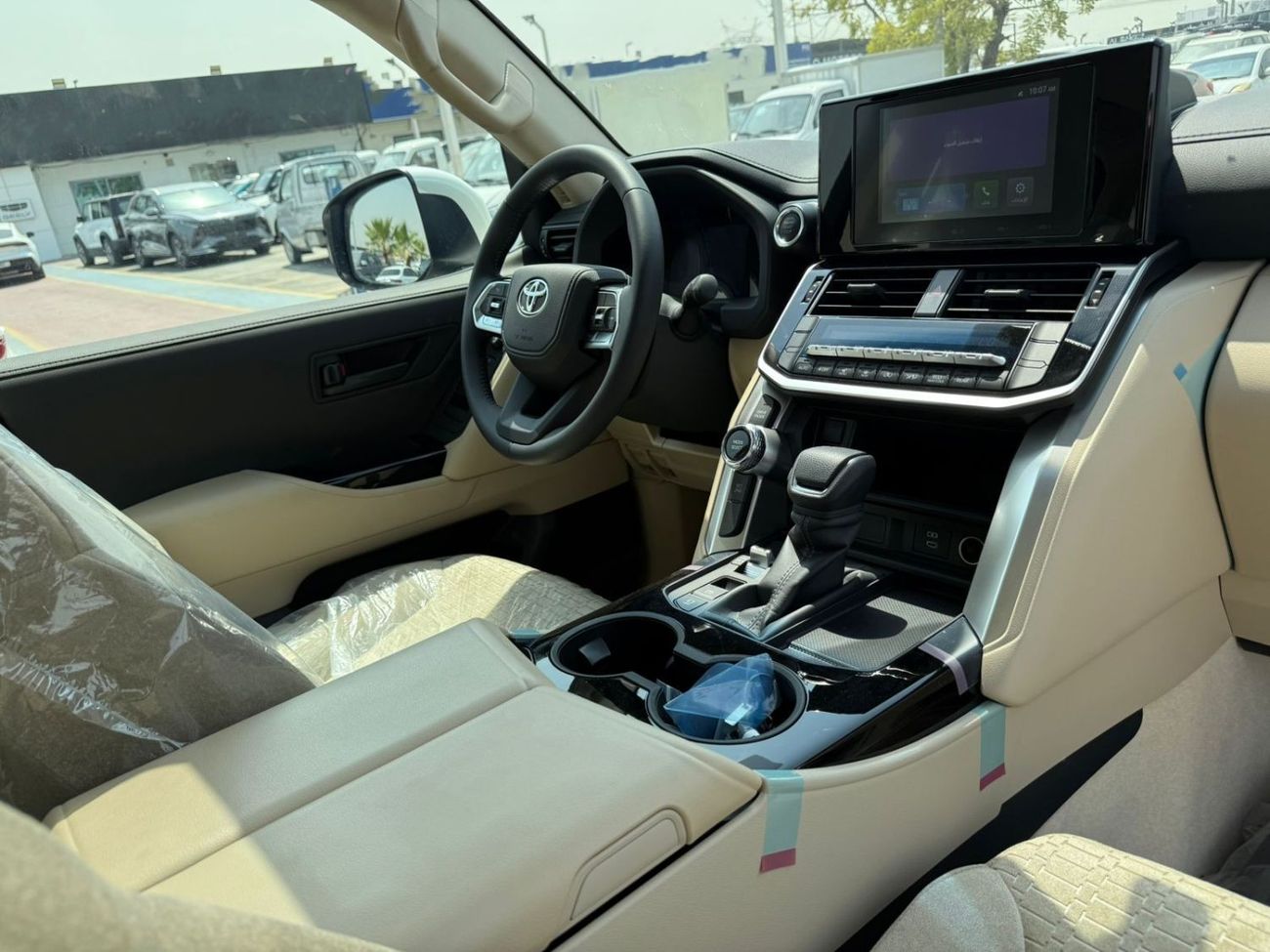 Toyota Land Cruiser GXR-G1 3.3L DIESEL TWIN TURBO , SUNROOF , 2025 MODEL