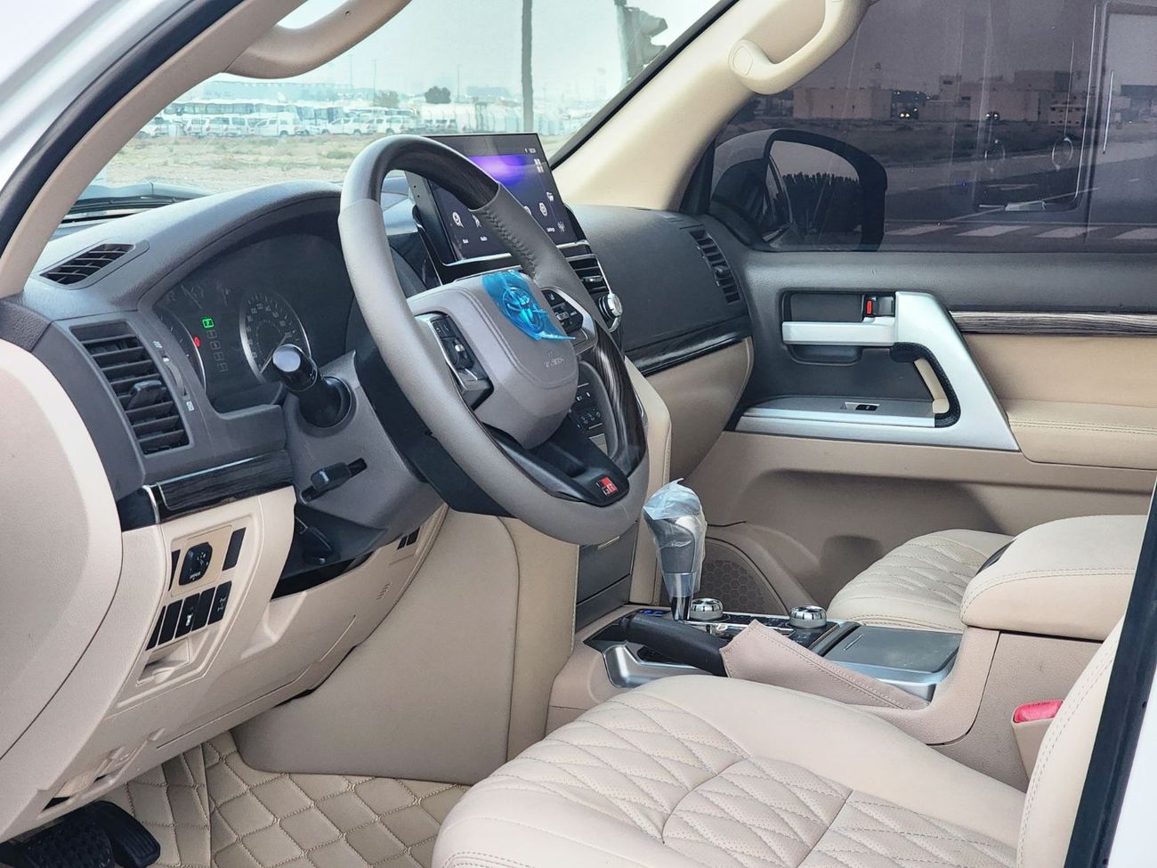 تويوتا لاند كروزر GX.R V6 upgrade 2024