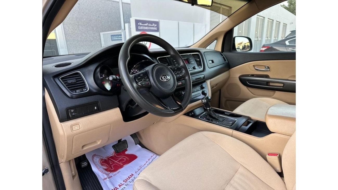 كيا كارنيفال EX GCC