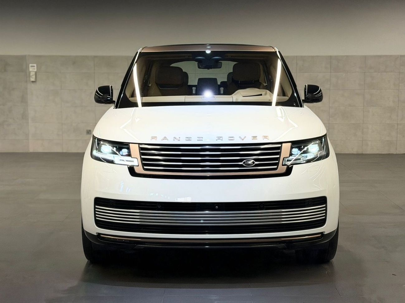 Land Rover Range Rover LWB SV P615 4.4L