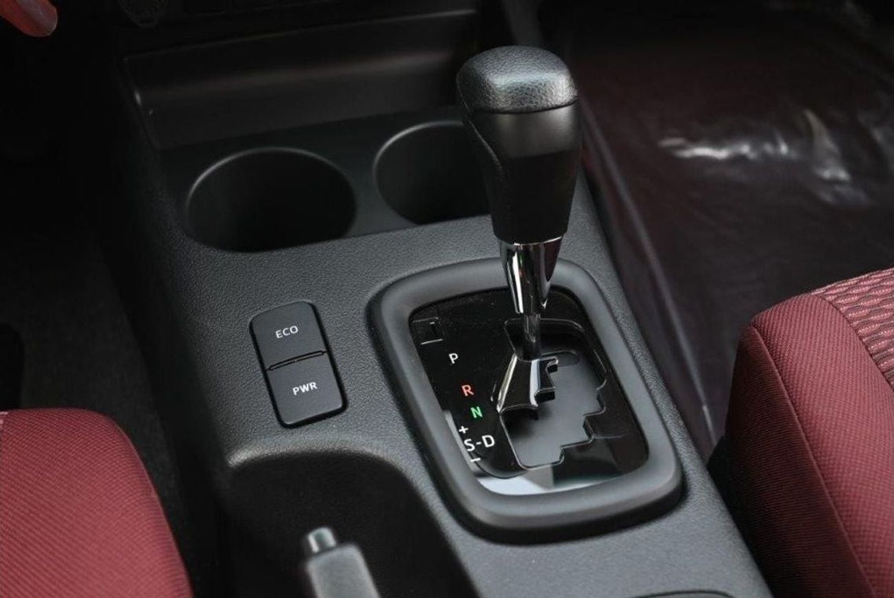 تويوتا هيلوكس 2025 TOYOTA HILUX DOUBLE CAB DLX-G 2.7L PETROL 4WD AUTOMATIC