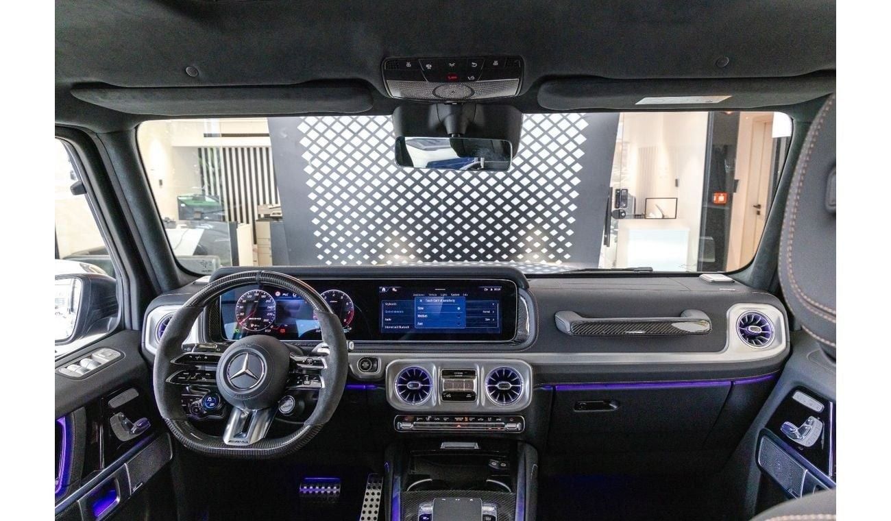 Mercedes-Benz G 63 AMG Mercedes-Benz G 63 AMG - Carbon Fiber - 2025 FaceLift