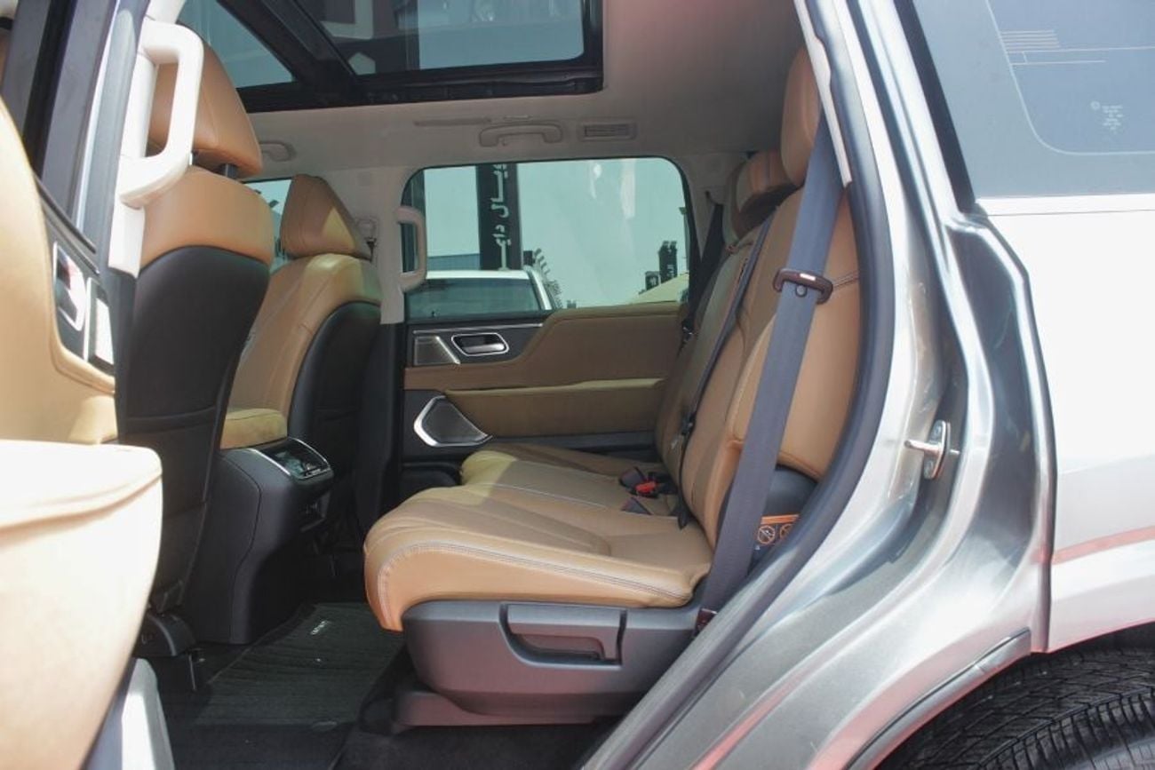 إنفينيتي QX80 SENSORY CAPTAIN CHAIRS