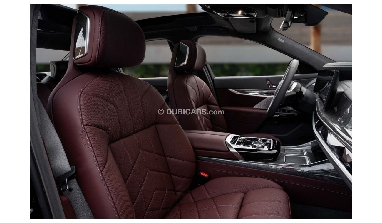 بي أم دبليو i7 xDrive60 | 11,476 P.M  | 0% Downpayment | Agency Warranty!