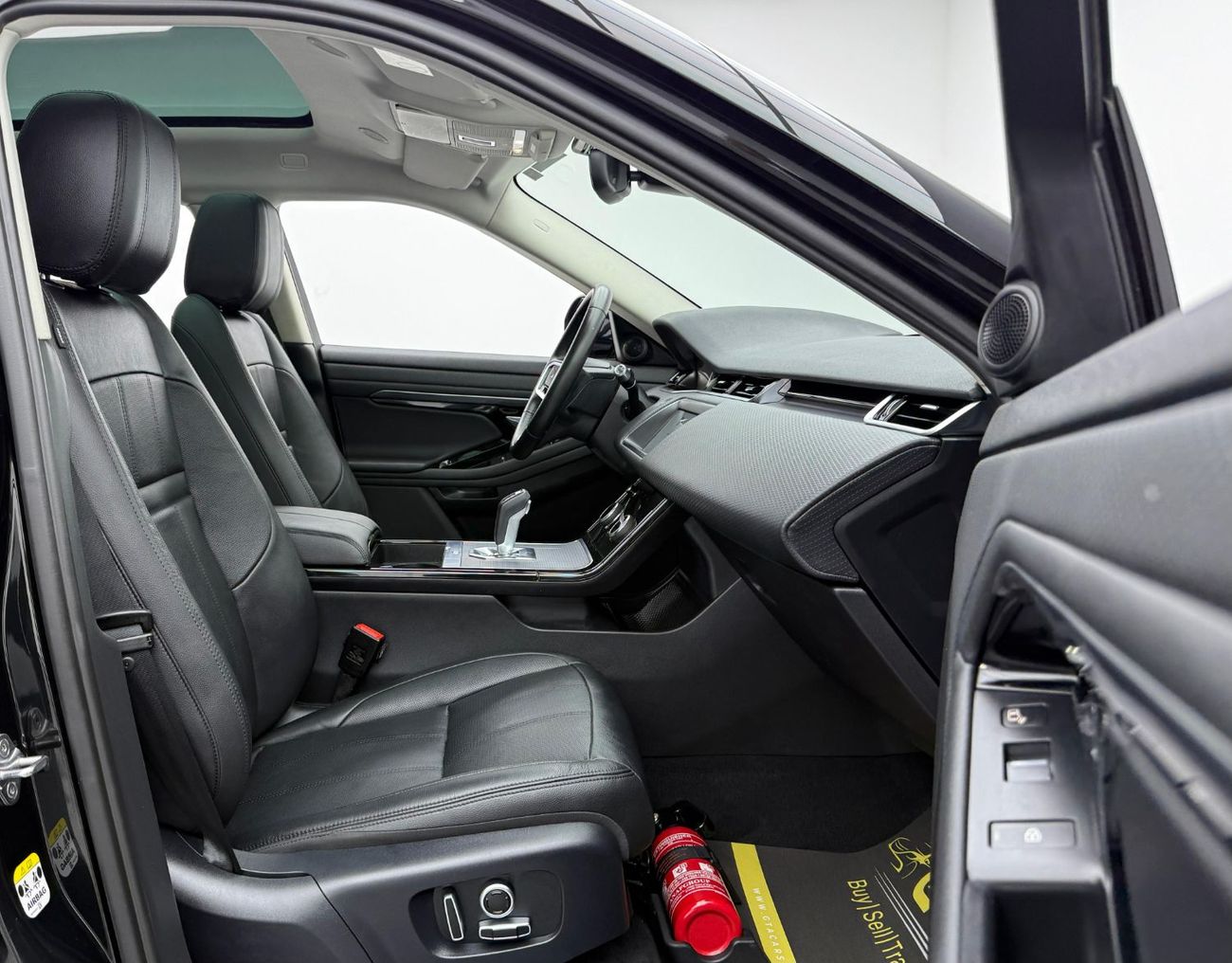 لاند روفر رانج روفر إيفوك 2021 Range Rover Evoque P200, One Year Unlimited KM Warranty,Full Agency Service History,GCC