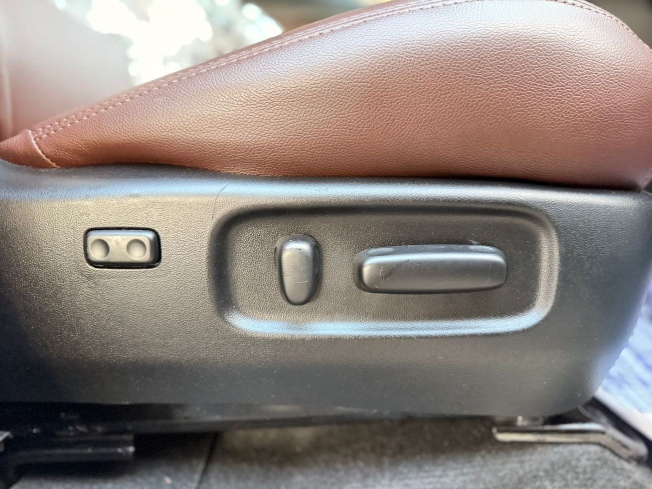 تويوتا فورتونر VX2 4X4 Diesel 2.8L