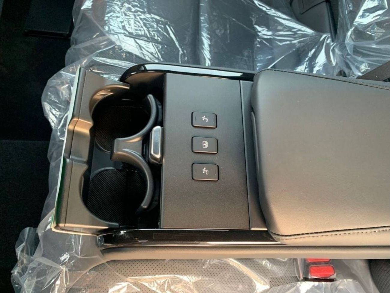 Toyota Crown 2.5L HYBRID, GCC, 2023