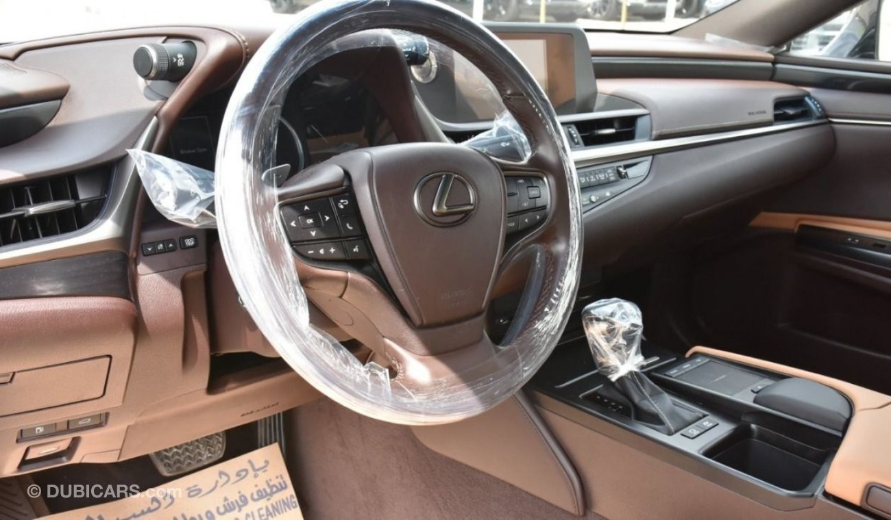 Lexus ES 300 ES-300 H 2020 GCC Excellent Condition / WITH WARRANTY