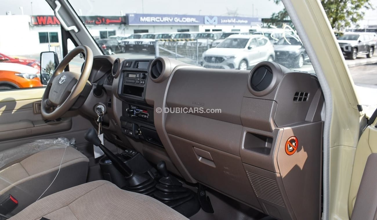 Toyota Land Cruiser Pick Up LC79 Pickup 4.0L Petrol SC