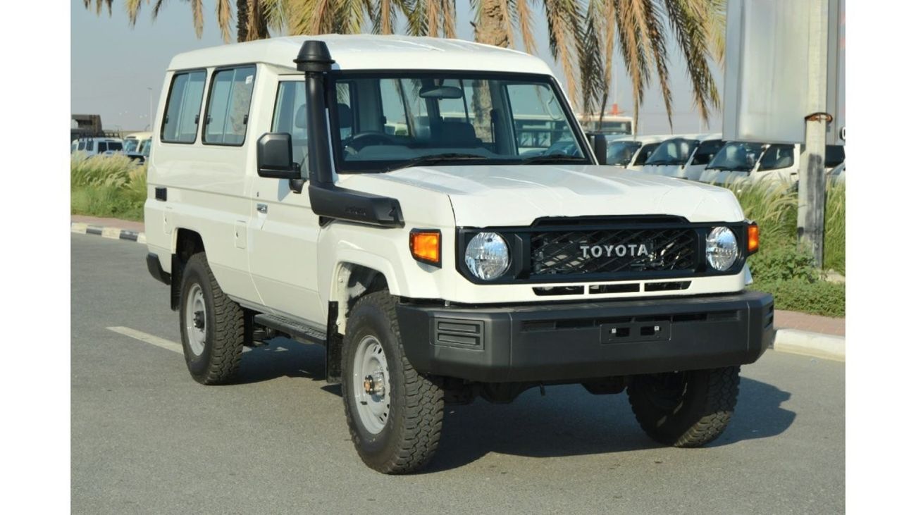 Toyota Land Cruiser 70 3 Doors