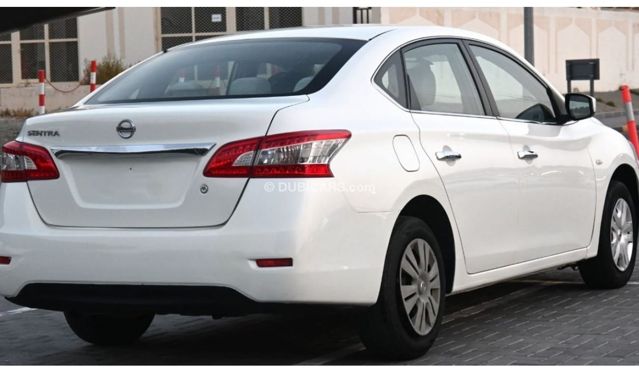 Nissan Sentra 2016 GCC EXCELLENT CONDITION WITHOUT ACCIDENT