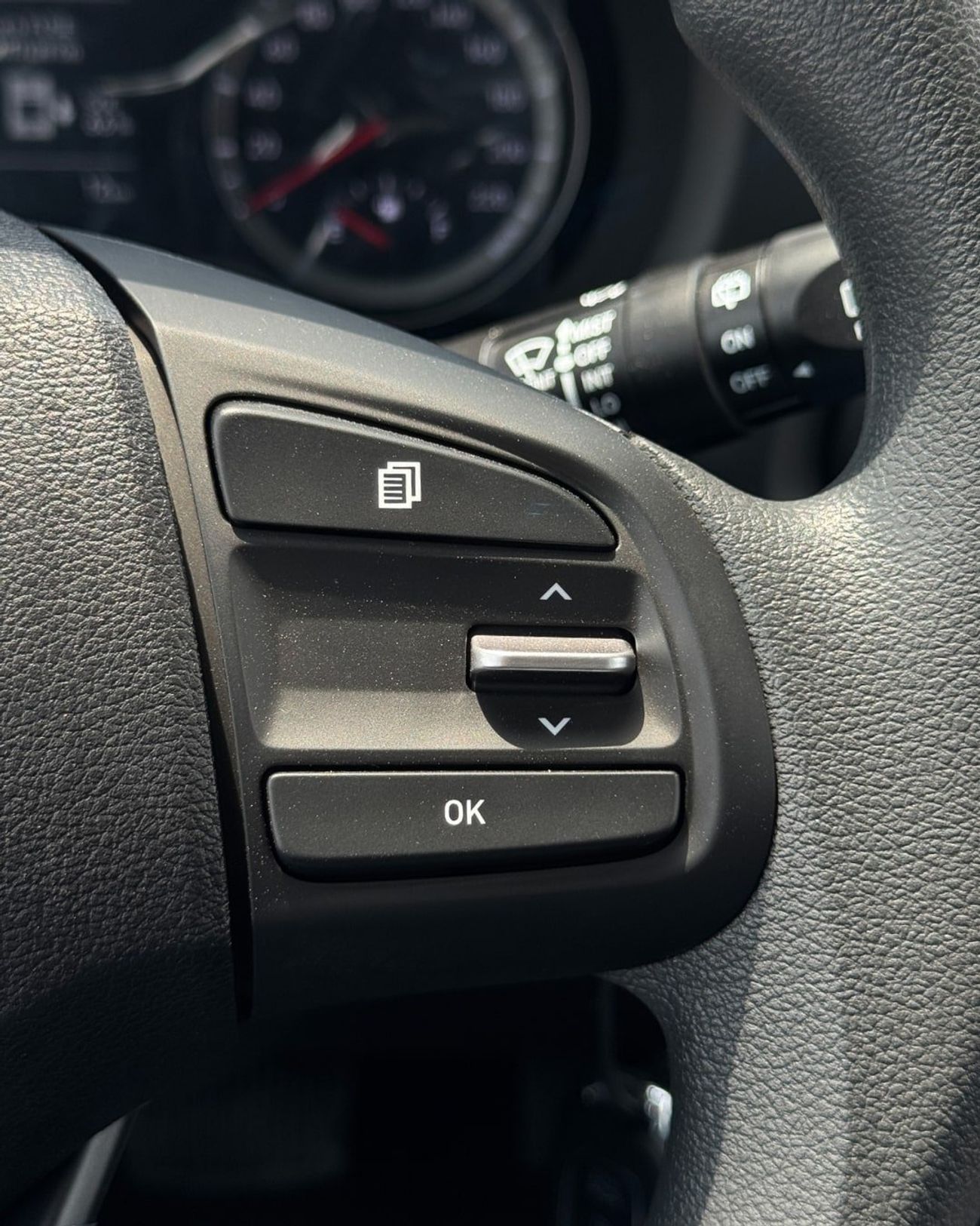 هيونداي جراند i10 SMART GRAND I10 (HATCHBACK ) 1.2L SILVER COLOR - BASIC