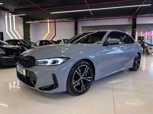 BMW 3 Series 320i 2024 BMW 3-Series 320i M-Kit Perfect Condition 2 Years Full Warranty, миниатюра 17